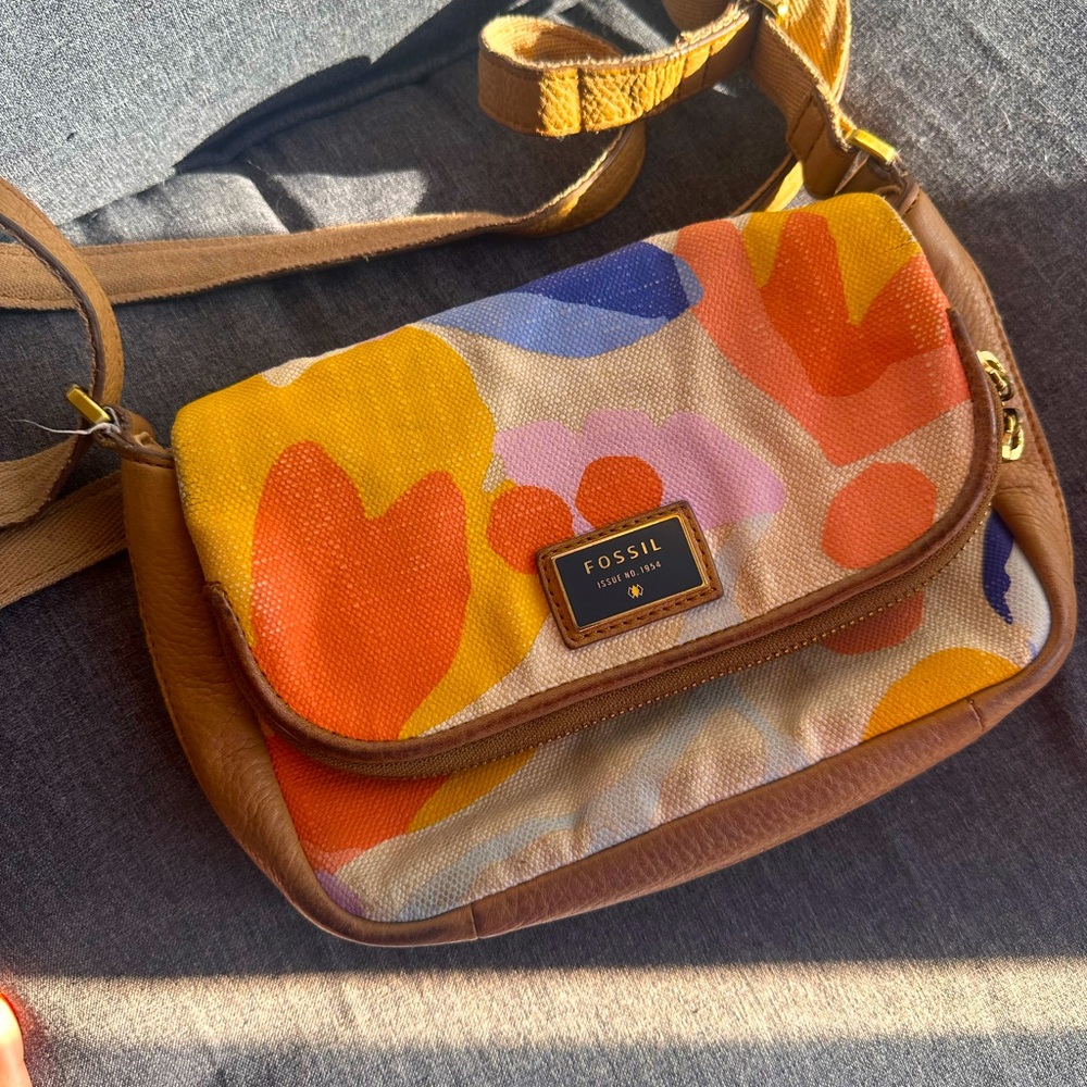 Used backpack in good condition - image 1